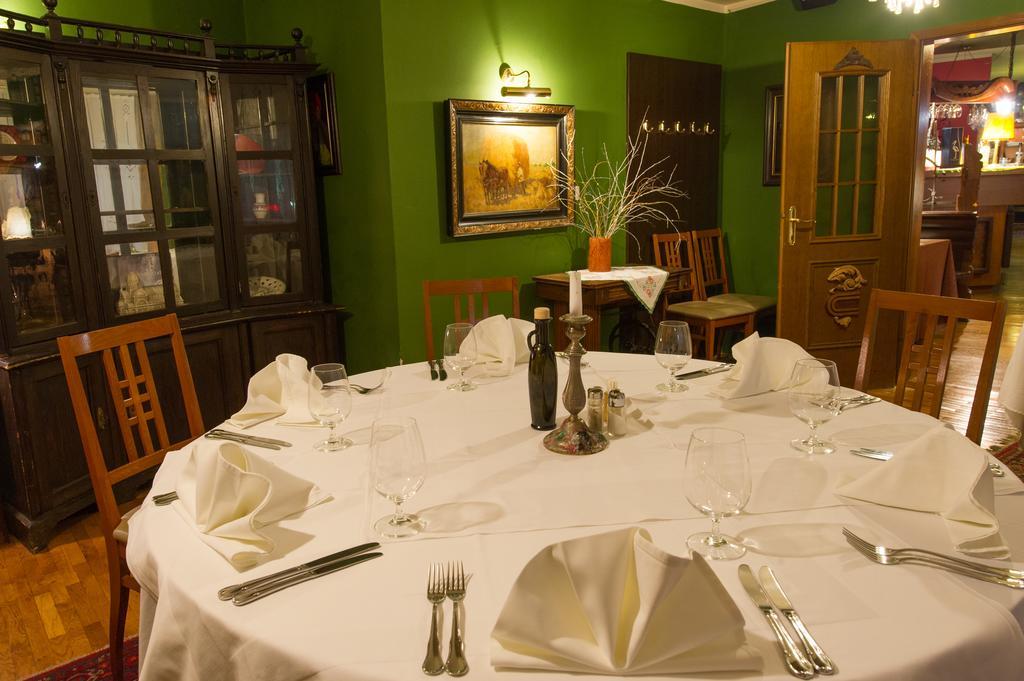 Hotel Sporn Radomlje ภายนอก รูปภาพ