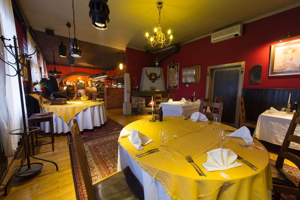 Hotel Sporn Radomlje ภายนอก รูปภาพ
