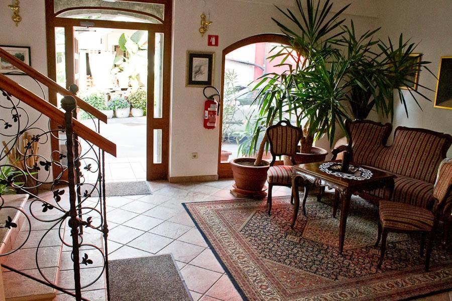 Hotel Sporn Radomlje ภายนอก รูปภาพ