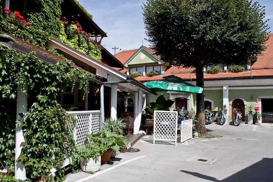Hotel Sporn Radomlje ภายนอก รูปภาพ