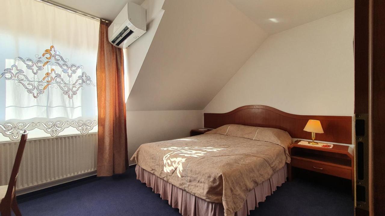 Hotel Sporn Radomlje ภายนอก รูปภาพ