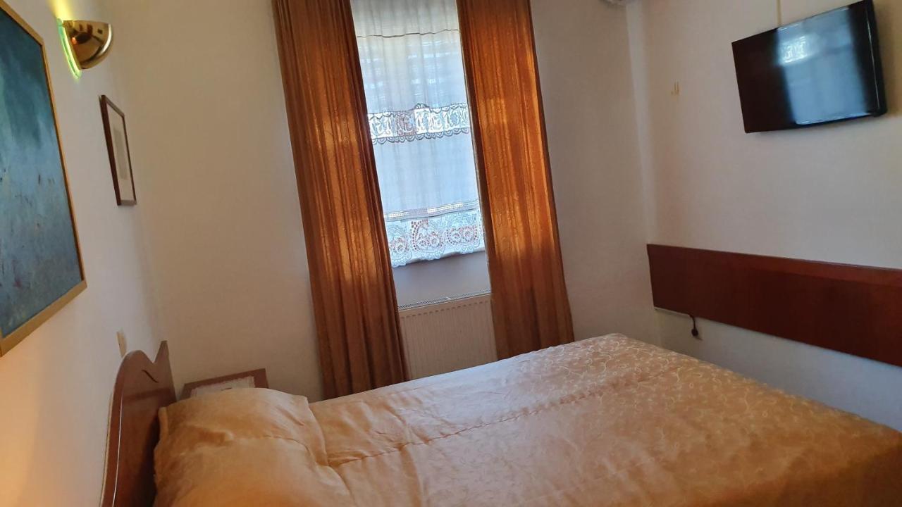 Hotel Sporn Radomlje ภายนอก รูปภาพ